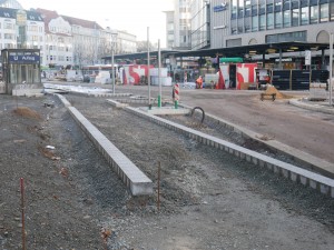 Widerlagersteine Haltestellenbereich Einmündung Friedrich-Verleger-Straße