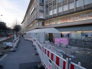 Zelt Pflasterarbeiten Alfred-Bozi-Straße